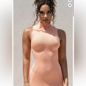 Elegant Peach Sleeveless Dress